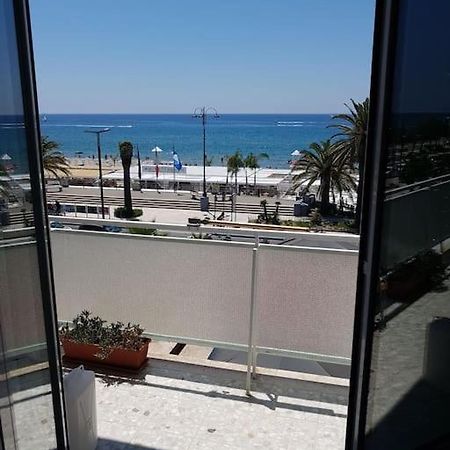 Casa Al Mare - Lido Leilighet Terracina Eksteriør bilde